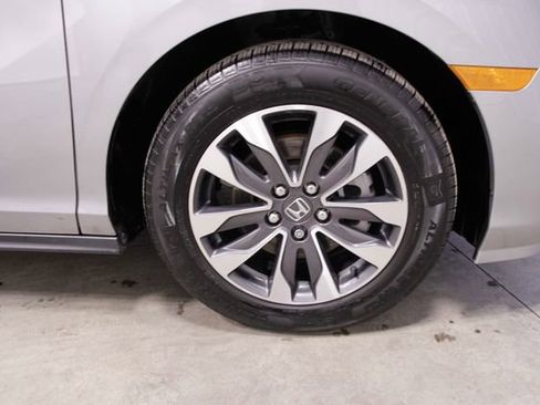 Certified 2023 Honda Odyssey EX-L image 12