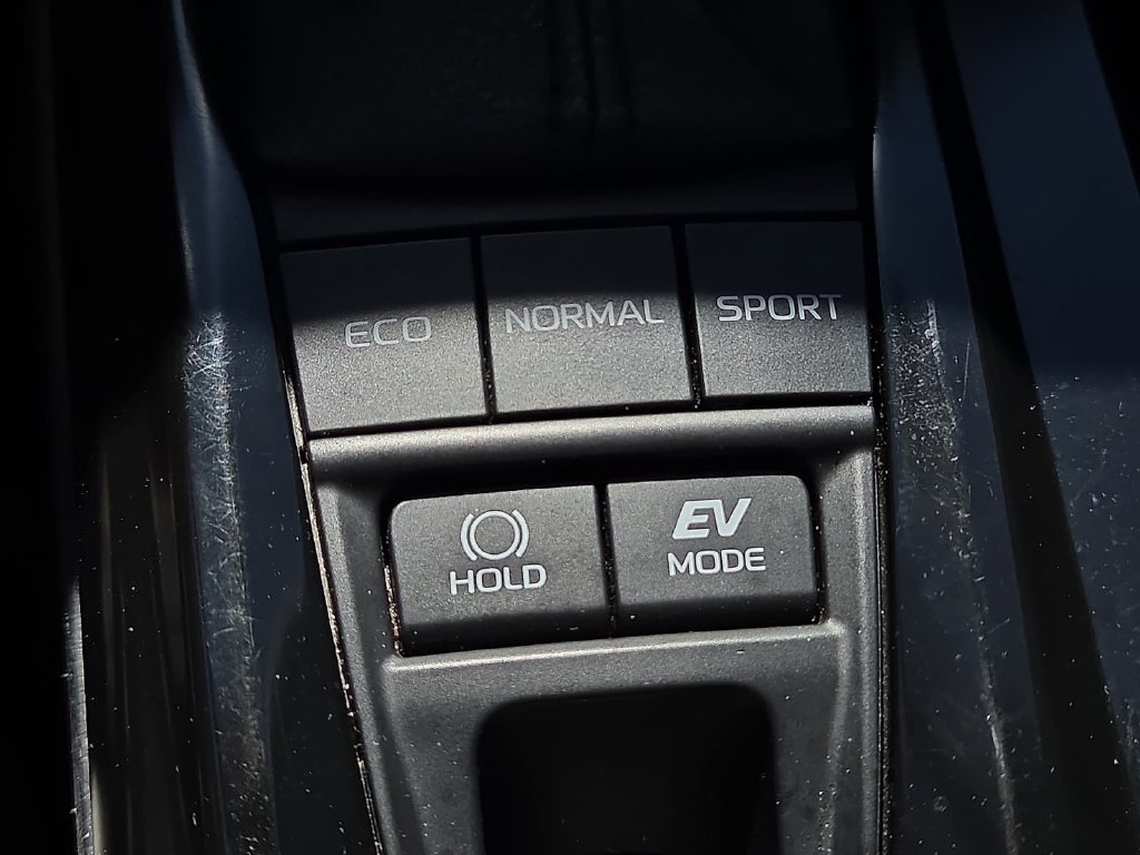 Certified 2025 Toyota Camry SE w/ Convenience Package FWD image 21