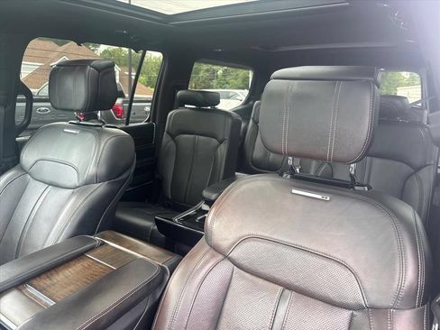 Used 2023 Jeep Grand Wagoneer 4WD image 40