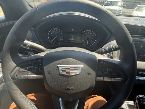 Used 2021 Cadillac XT4 Premium Luxury w/ Cold Weather Package image 12