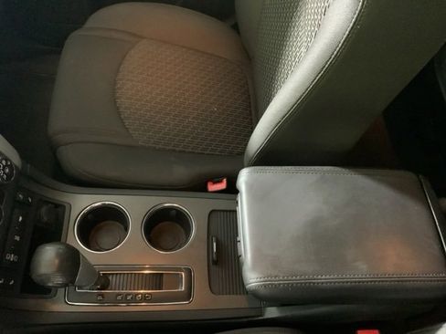 Used 2012 Chevrolet Traverse LT w/ All-Star Edition image 25