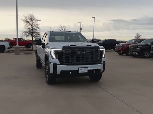 New 2026 GMC Sierra 2500 Denali Ultimate image 4