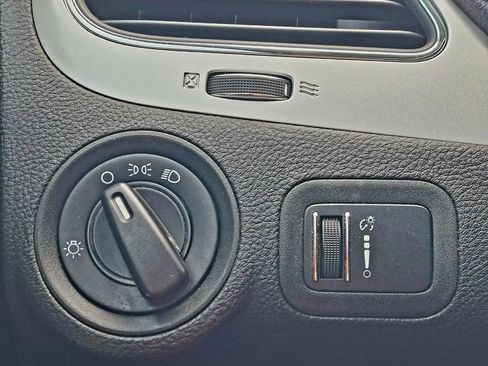 Used 2016 Dodge Journey SE w/ Flexible Seating Group FWD image 24