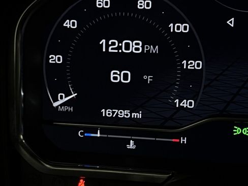 Used 2024 GMC Sierra 1500 AT4 image 31