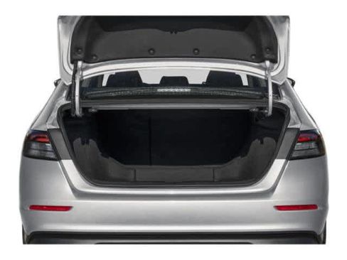 Used 2025 Honda Accord SE image 13