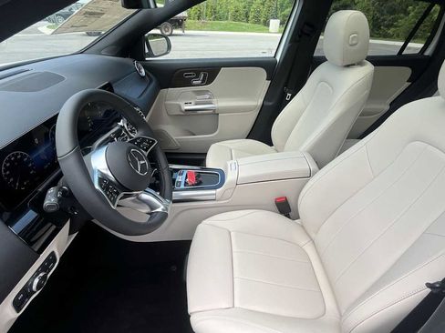 Used 2026 Mercedes-Benz GLA 250 4MATIC image 14