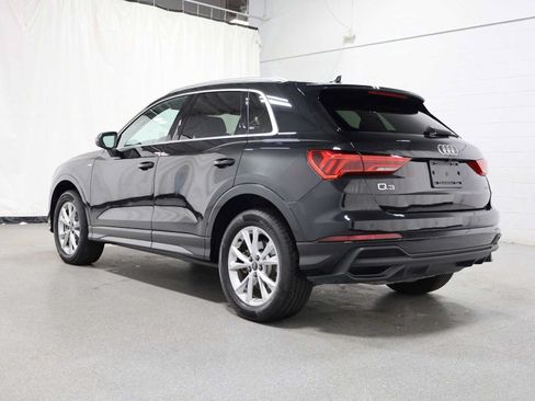 Used 2025 Audi Q3 2.0T Premium w/ Convenience Package AWD/4WD image 3
