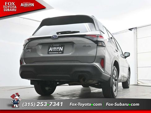 Used 2025 Subaru Forester Premium image 16