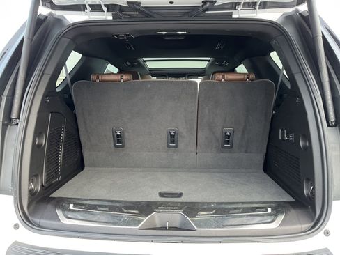 Used 2023 Chevrolet Tahoe High Country w/ LPO, Illumination Package image 21