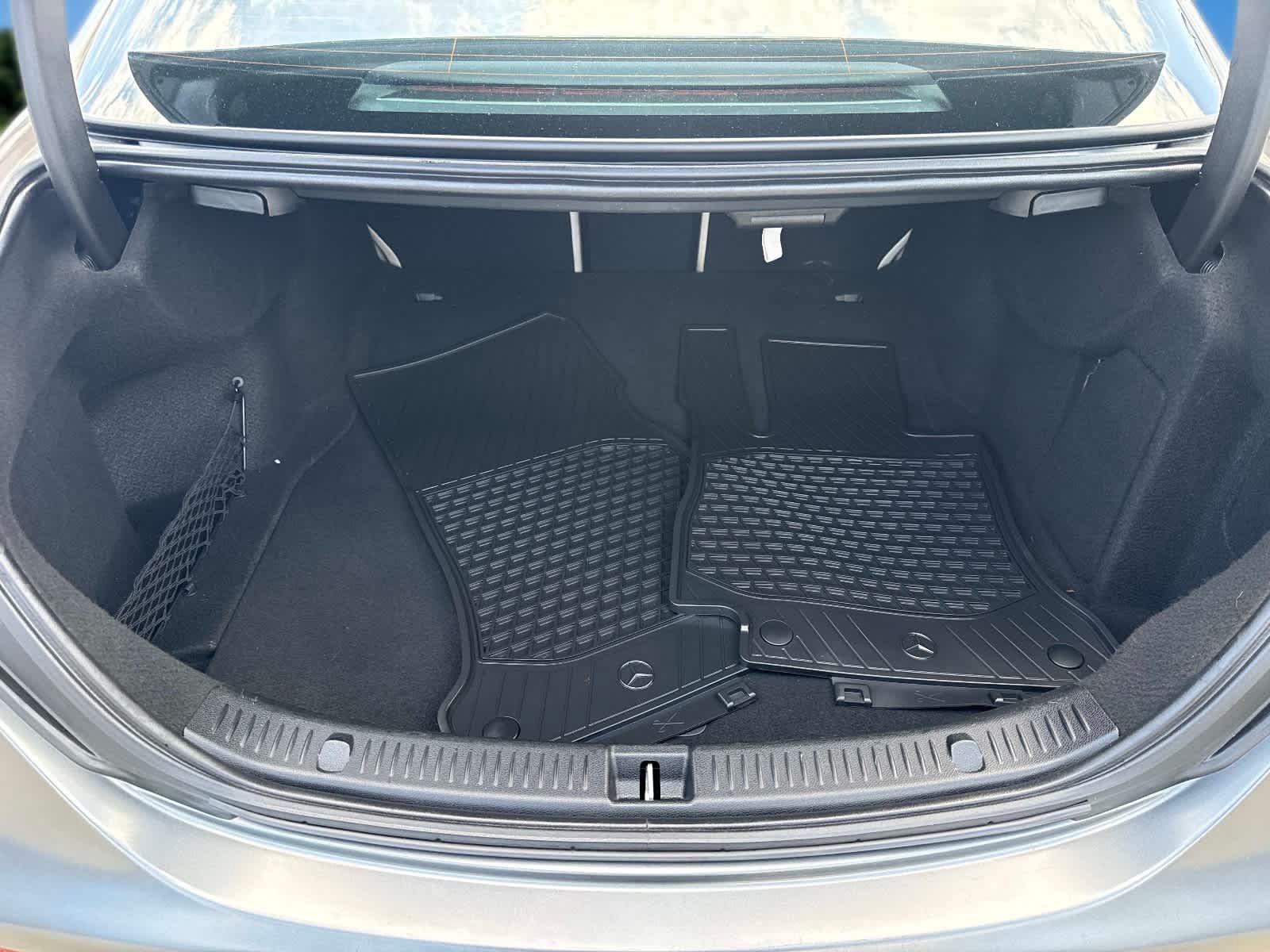Used 2020 Mercedes-Benz E 350 4MATIC Sedan image 7