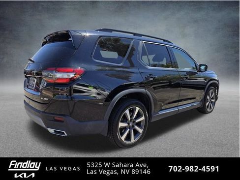 Used 2023 Honda Pilot Elite image 6