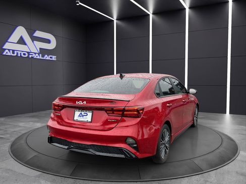 Used 2024 Kia Forte GT-Line w/ GT-Line Premium Package image 6