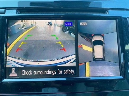 Used 2019 Nissan Rogue Sport SL w/ Premium Package image 22