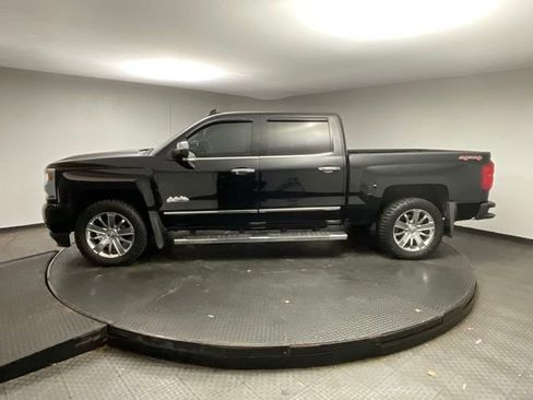 Certified 2017 Chevrolet Silverado 1500 High Country image 4