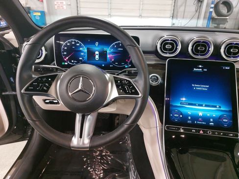 Used 2023 Mercedes-Benz C 300 4MATIC Sedan image 18