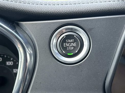 Used 2022 Chevrolet Blazer LT FWD image 35