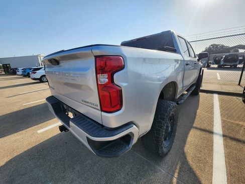 Used 2021 Chevrolet Silverado 1500 Custom RWD image 3