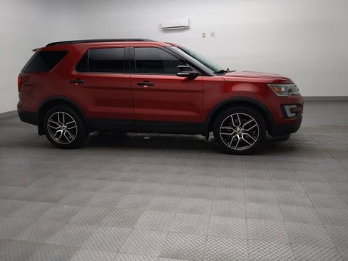 Used 2017 Ford Explorer Sport w/ Equipment Group 401A AWD/4WD image 11