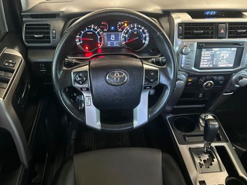 Used 2018 Toyota 4Runner SR5 Premium AWD/4WD image 14