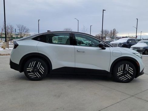 New 2026 Nissan Leaf SV+ w/ Floor Mat Package (SV+) image 6