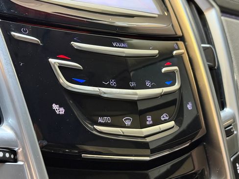 Used 2015 Cadillac SRX Performance w/ Driver Awareness Package image 32