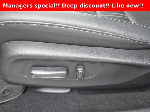 Used 2024 Honda HR-V EX-L image 9