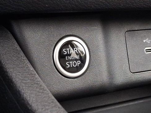 Used 2023 Nissan Rogue SV w/ SV Premium B Package AWD/4WD image 23