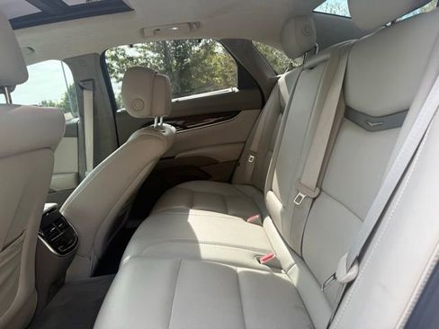 Used 2014 Cadillac XTS Platinum image 16