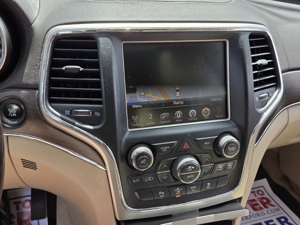 Used 2014 Jeep Grand Cherokee Overland w/ Advanced Technology Group RWD image 20