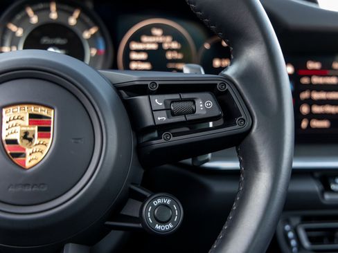 Certified 2022 Porsche 911 Turbo image 36