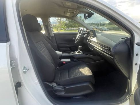 Used 2024 Honda HR-V LX image 32
