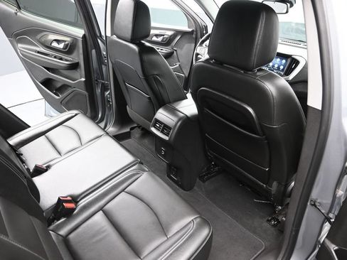 Used 2024 GMC Terrain SLT AWD/4WD image 25
