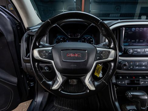 Used 2017 GMC Canyon SLT w/ Driver Alert Package AWD/4WD image 18
