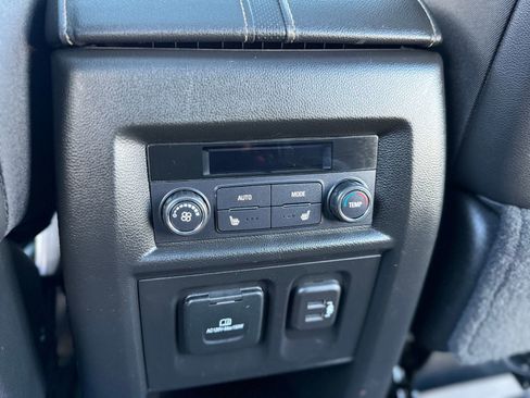 Used 2023 Chevrolet Traverse Premier w/ Redline Edition image 30