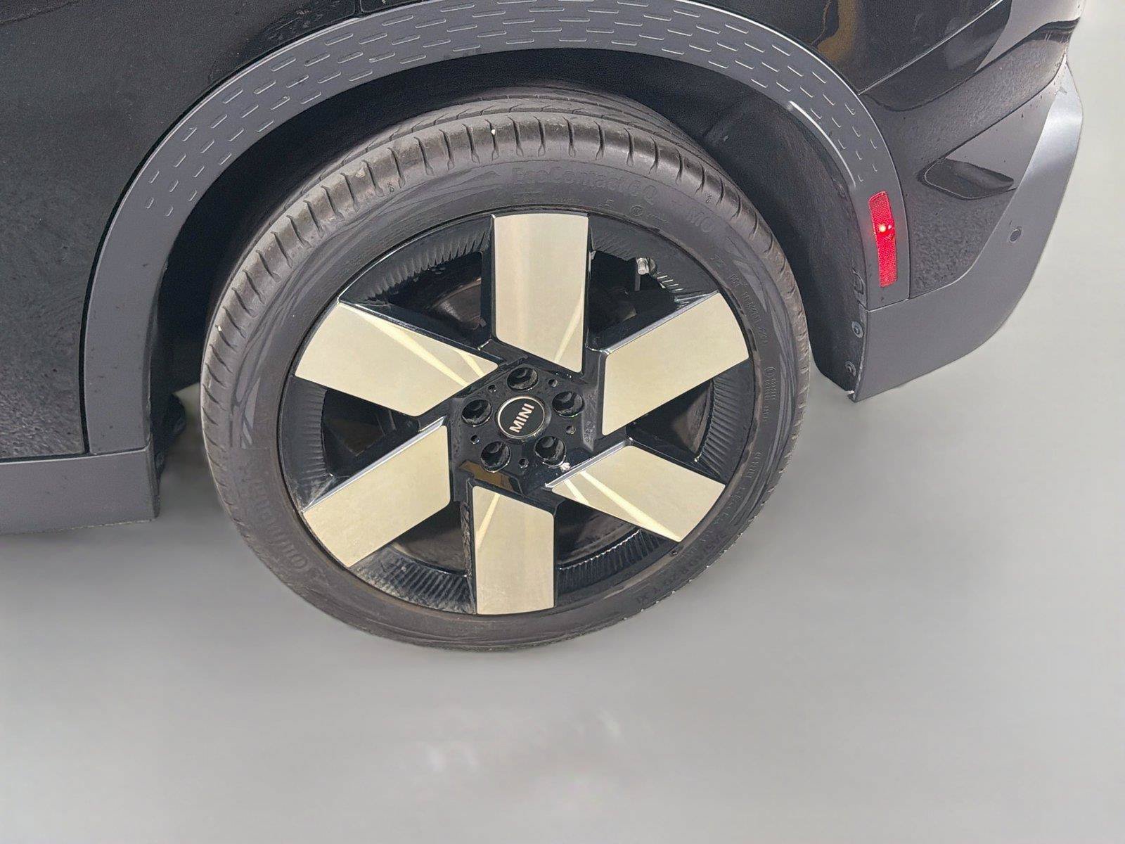Used 2025 MINI Cooper Countryman S w/ Comfort Package Max AWD/4WD image 31