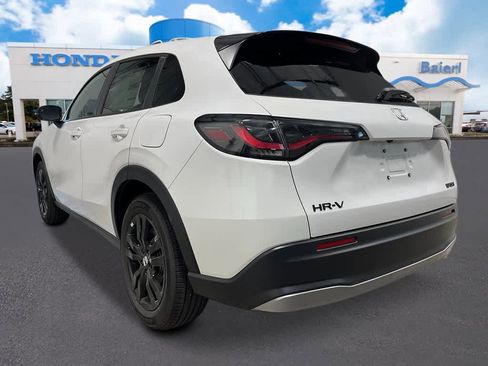 New 2026 Honda HR-V Sport image 3
