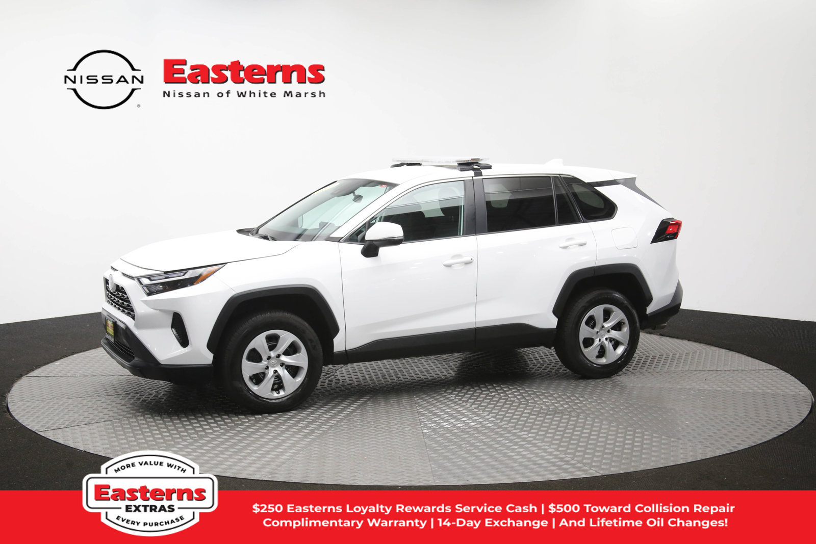 Used 2023 Toyota RAV4 LE AWD/4WD image 57