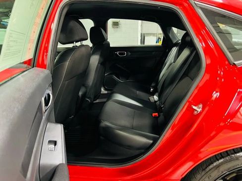 Used 2023 Honda Civic Sport image 4
