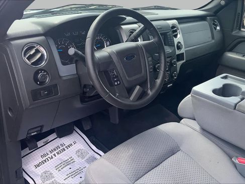 Used 2014 Ford F150 XLT w/ Equipment Group 302A Luxury AWD/4WD image 17