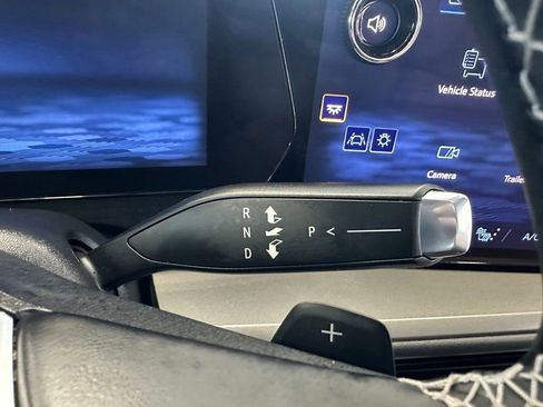 Used 2026 Chevrolet Traverse LT image 26