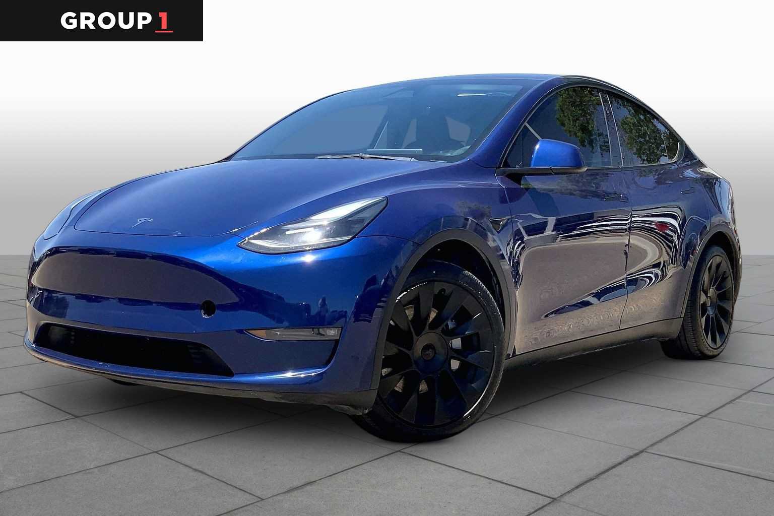 Used 2023 Tesla Model Y Long Range AWD/4WD image 1