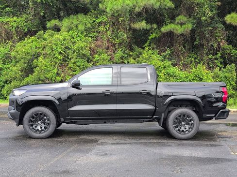 New 2026 Chevrolet Colorado W/T w/ WT Custom Package RWD image 2