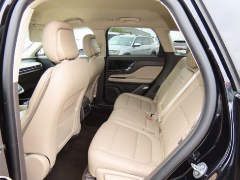 Used 2020 Lincoln Corsair FWD w/ Equipment Group 101A image 19