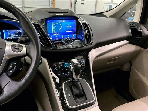 Used 2016 Ford C-MAX Energi SEL w/ Equipment Group 302A image 7