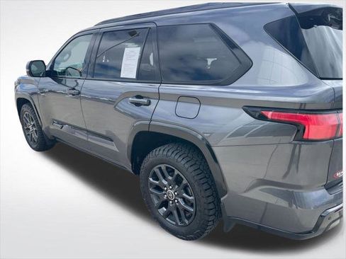 Certified 2023 Toyota Sequoia Platinum AWD/4WD image 5