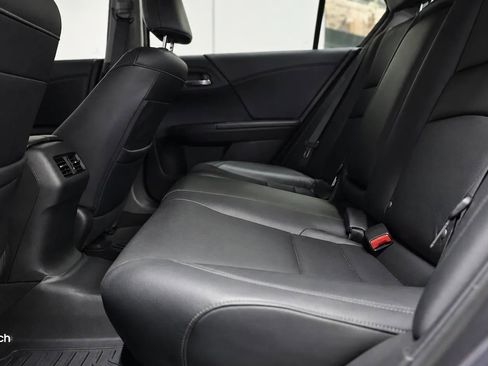 Used 2015 Honda Accord EX-L image 37