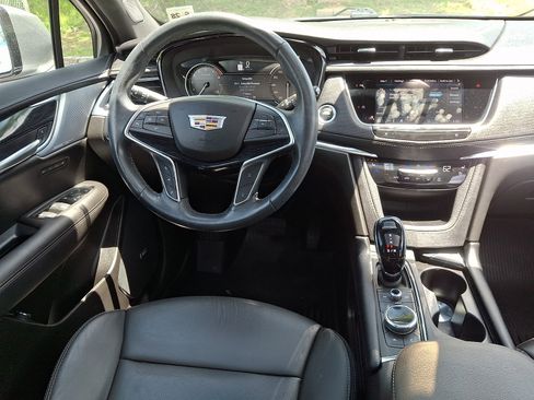 Used 2023 Cadillac XT5 Premium Luxury AWD/4WD image 14