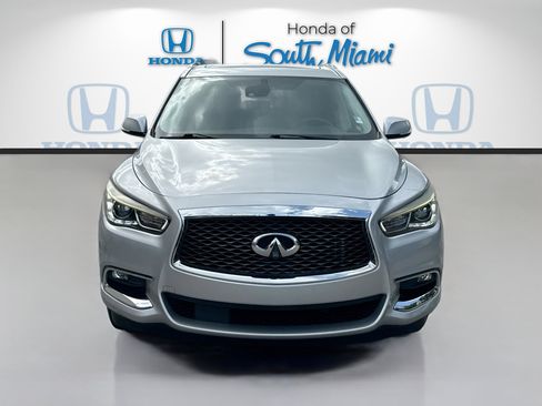 Used 2019 INFINITI QX60 Luxe w/ Essential Package image 2