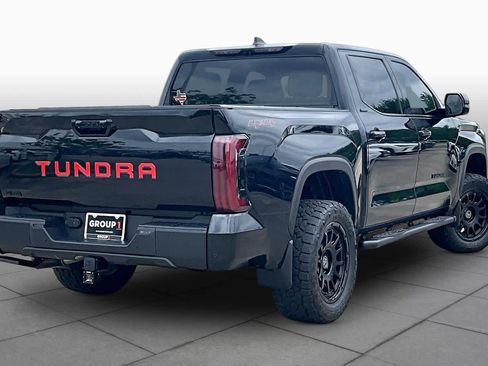 Used 2025 Toyota Tundra Limited AWD/4WD image 11