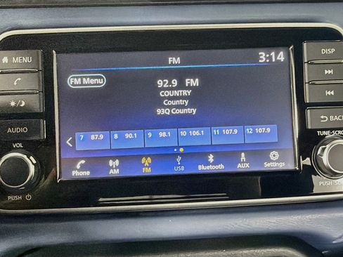 Used 2025 Nissan Versa SV FWD image 21
